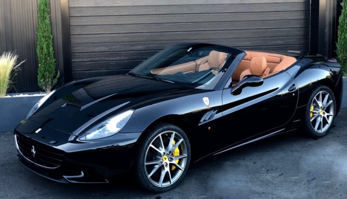 Ferrari California noire
