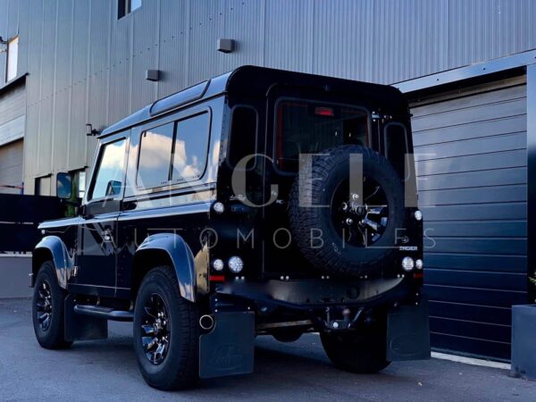 LAND ROVER DEFENDER – Image 7