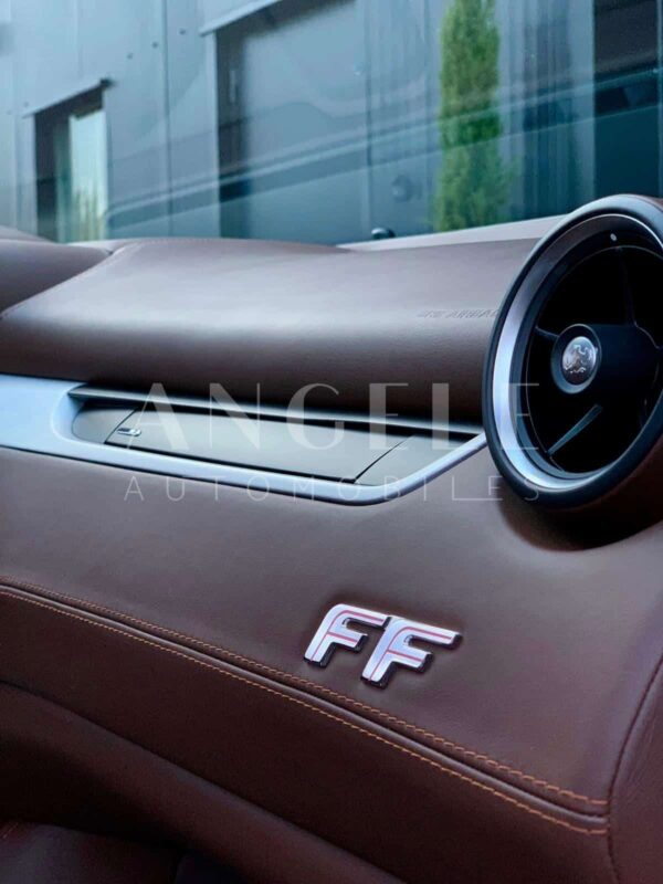 FERRARI FF – Image 8