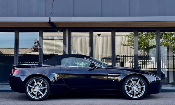 ASTON MARTIN VANTAGE – Image 4