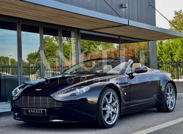ASTON MARTIN VANTAGE