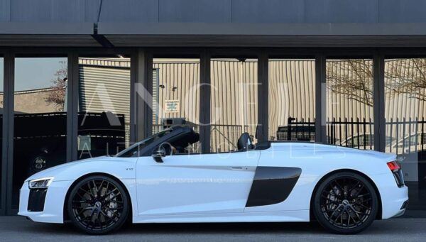 AUDI R8 V10 – Image 23