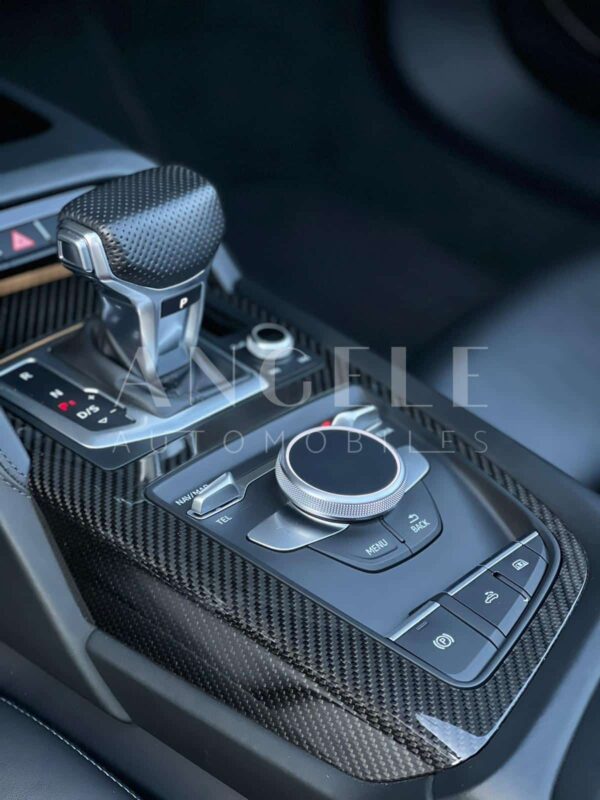 AUDI R8 V10 – Image 14