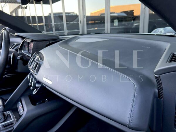 AUDI R8 V10 – Image 22