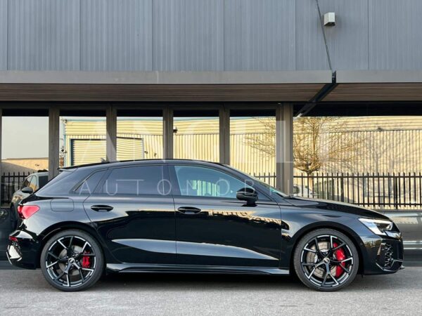 AUDI RS3 – Image 3