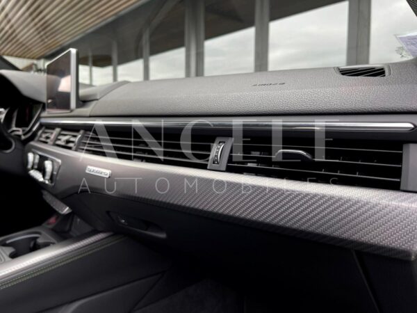 AUDI RS4 V – Image 13