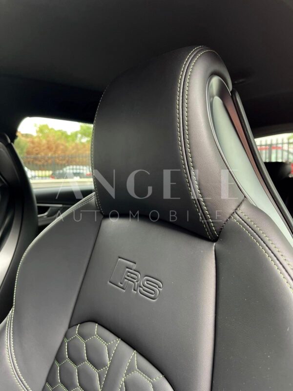 AUDI RS4 V – Image 10