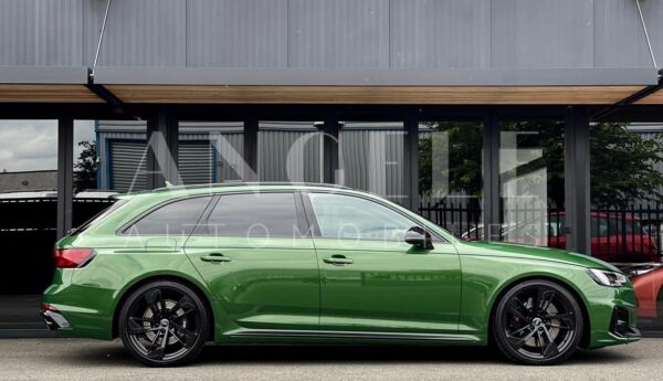 AUDI RS4 V – Image 17