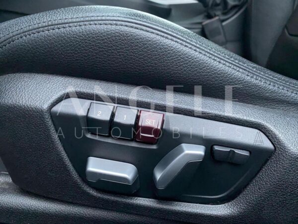BMW 330 XDRIVE – Image 8