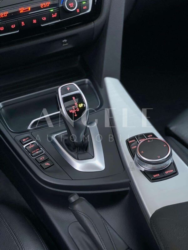 BMW 330 XDRIVE – Image 13