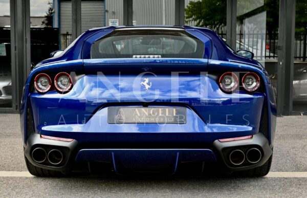 FERRARI 812 – Image 11