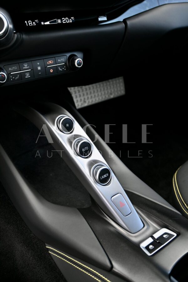 FERRARI 812 – Image 7