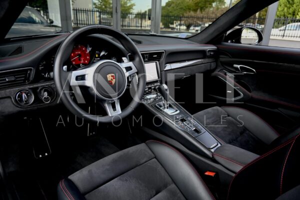 PORSCHE 911 CARRERA 4 GTS – Image 11