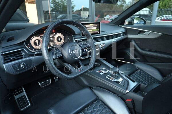 AUDI RS4 – Image 10