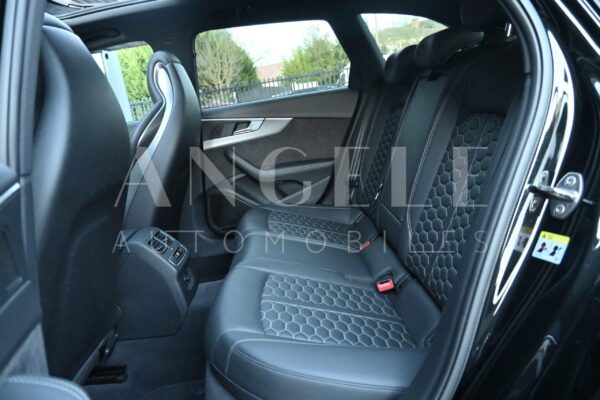 AUDI RS4 – Image 8