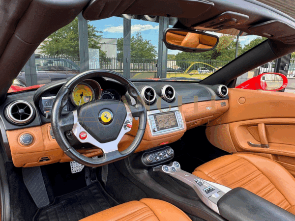 FERRARI CALIFORNIA ROSSO SCUDERIA TOULOUSE ANGELE AUTOMOBILES
