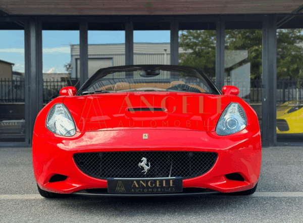FERRARI CALIFORNIA ROSSO SCUDERIA TOULOUSE ANGELE AUTOMOBILES