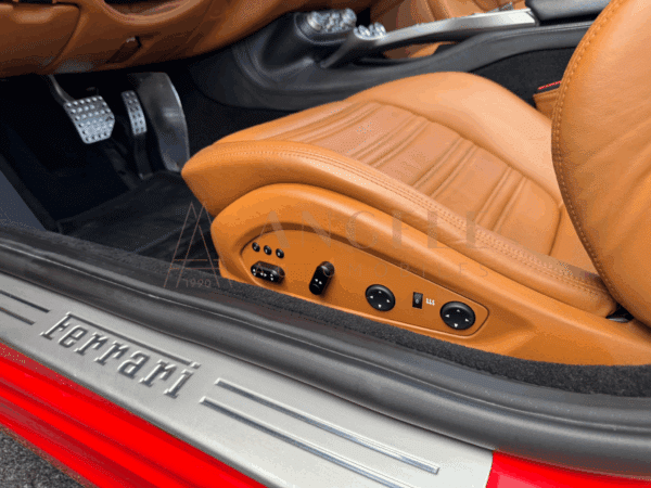 FERRARI CALIFORNIA ROSSO SCUDERIA TOULOUSE ANGELE AUTOMOBILES