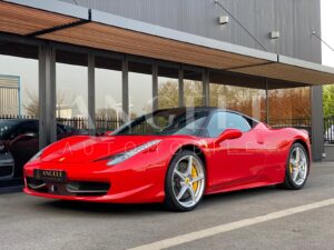 FERRARI 458 ITALIA