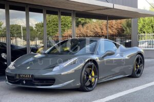 FERRARI 458