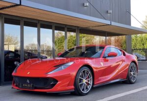 FERRARI 812 SUPERFAST ROSSO CORSA