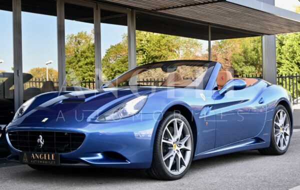 FERRARI CALIFORNIA BLU MIRABEAU