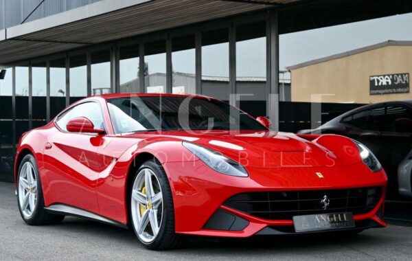 FERRARI F12 BERLINETTA ROSSO CORSA – Image 17