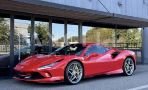 FERRARI F8 TRIBUTO