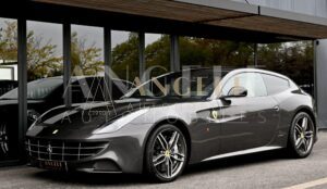 FERRARI FF