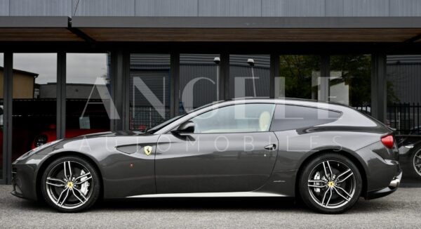 FERRARI FF – Image 2