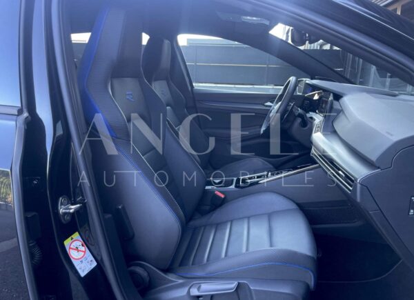 VOLKSWAGEN GOLF VIII R – Image 7