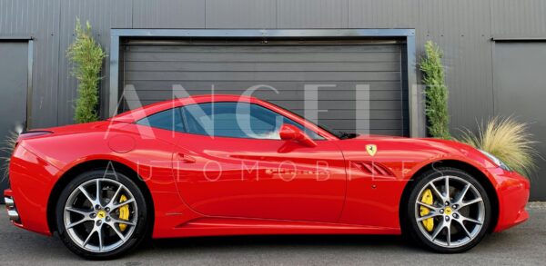 FERRARI CALIFORNIA V8 – Image 10