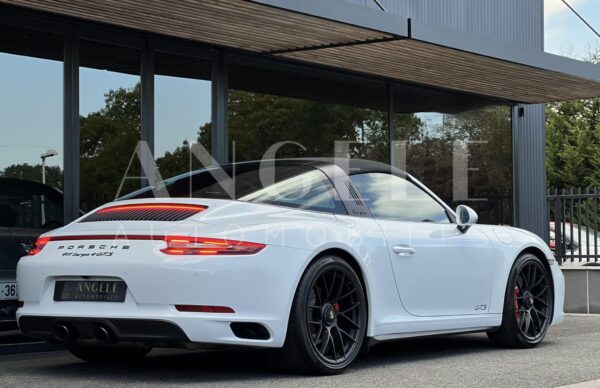 PORSCHE 911 TARGA 4 GTS – Image 11