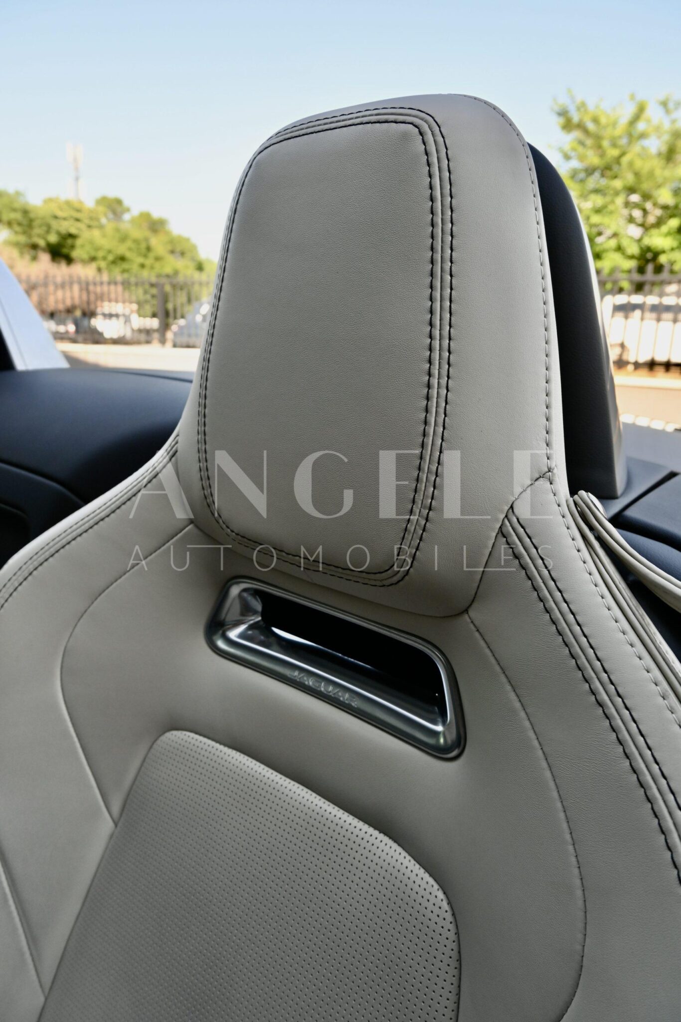 JAGUAR F-TYPE – Image 13