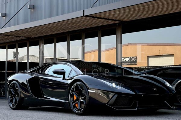 LAMBORGHINI AVENTADOR – Image 7