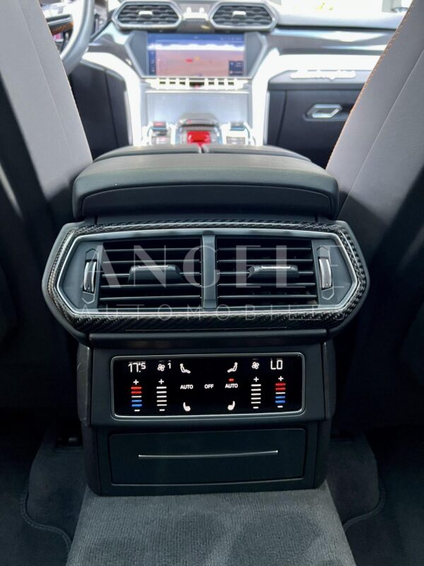 LAMBORGHINI URUS – Image 8