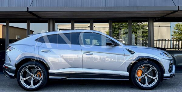LAMBORGHINI URUS – Image 15