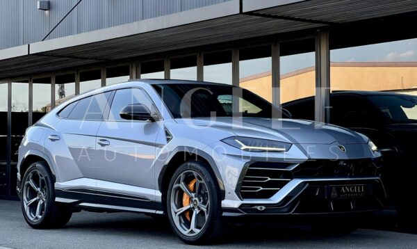 LAMBORGHINI URUS – Image 16