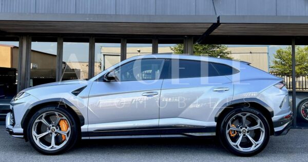 LAMBORGHINI URUS – Image 18