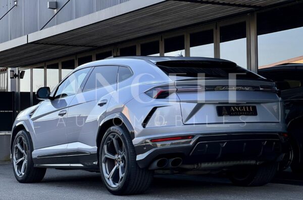 LAMBORGHINI URUS – Image 2
