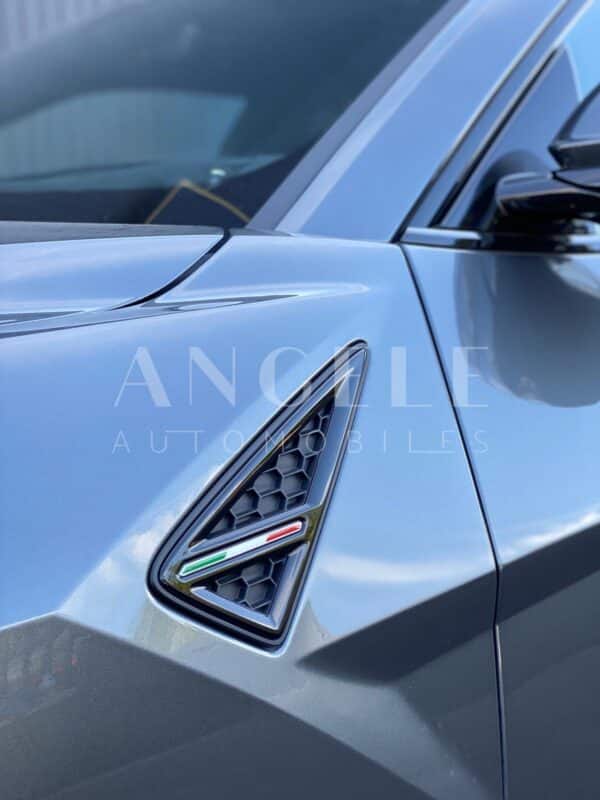 LAMBORGHINI URUS – Image 24