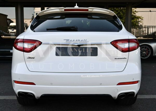 MASERATI LEVANTE S – Image 17