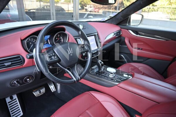 MASERATI LEVANTE S – Image 13