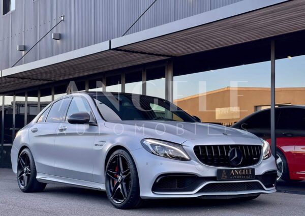 MERCEDES C 63 AMG – Image 9