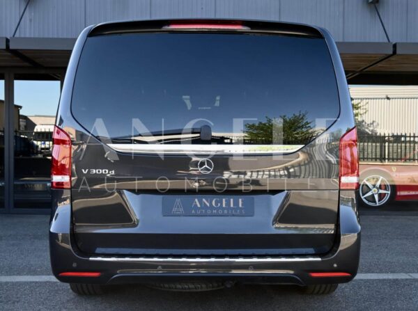 MERCEDES V300 – Image 13