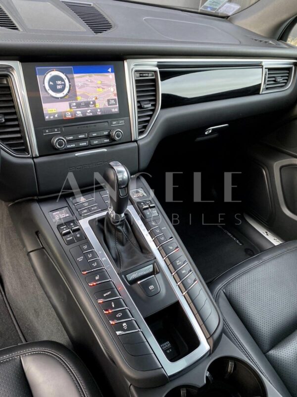 Porsche Macan – Image 3