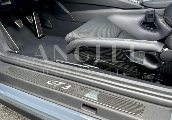 PORSCHE 991 GT3 TOURING – Image 3