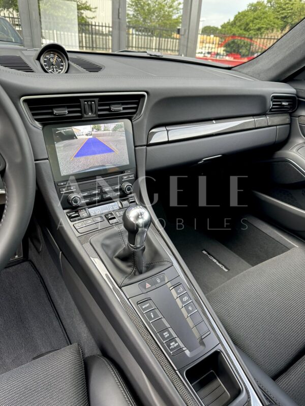 PORSCHE 991 GT3 TOURING – Image 13