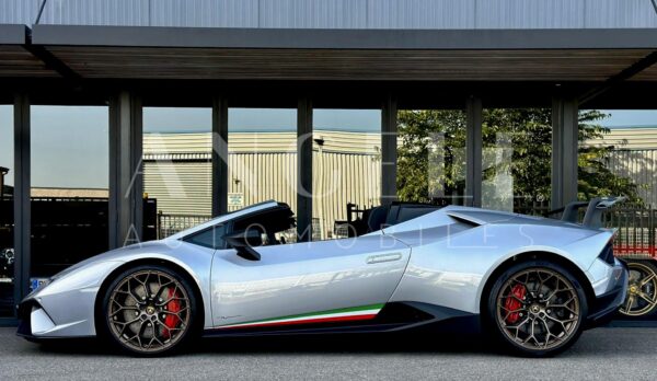 LAMBORGHINI HURACAN PERFORMANTE – Image 4