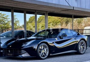 FERRARI F12 NERO